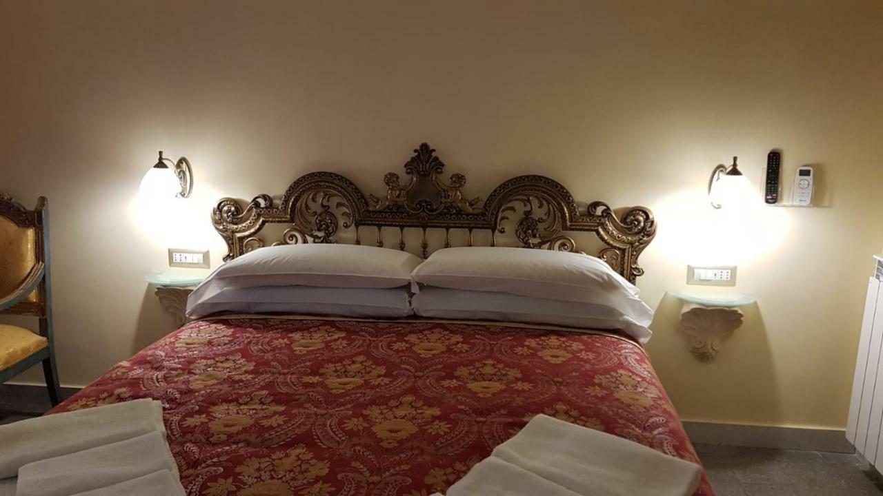 Residence San Mattia Napoli Exterior foto
